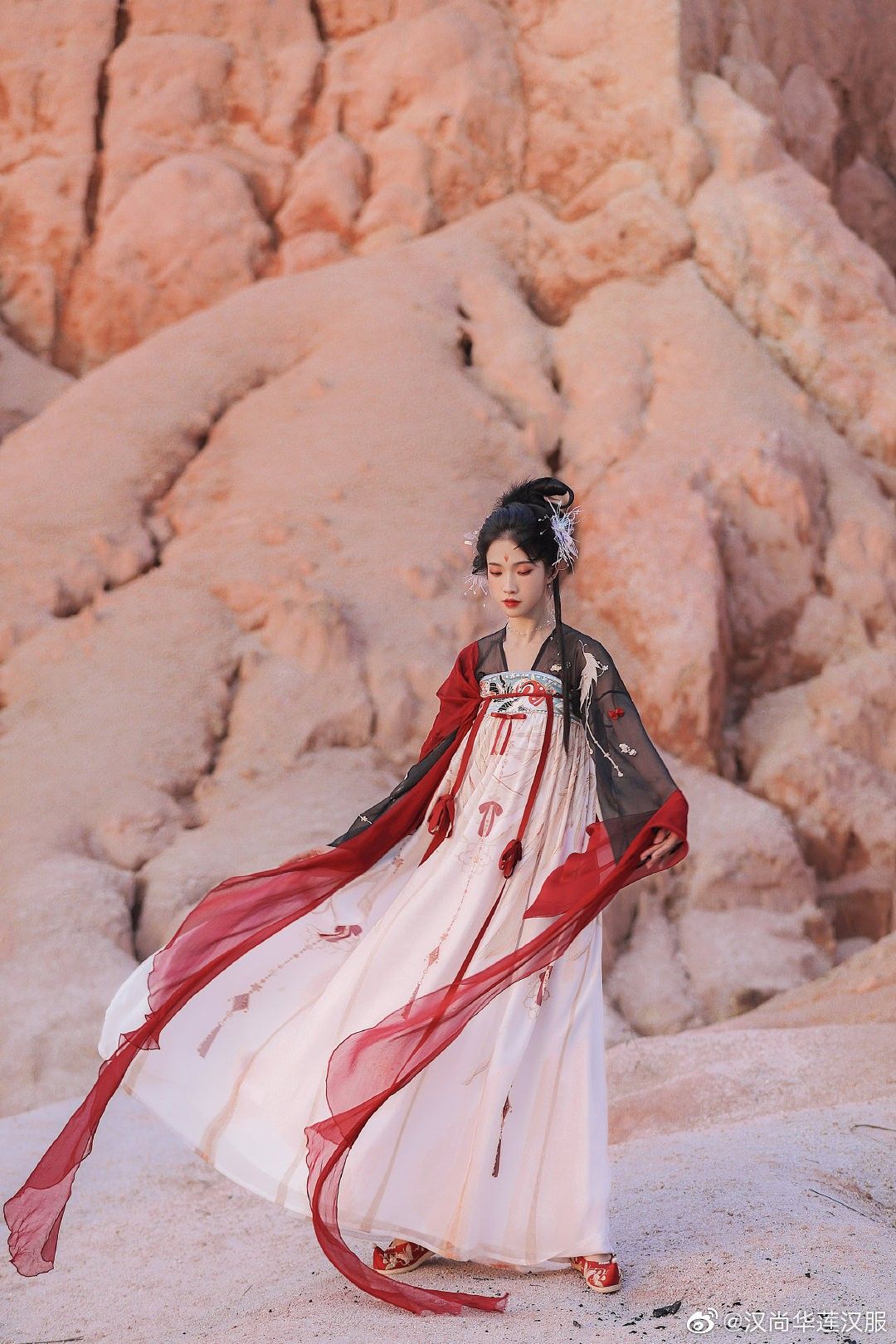 The Acetate Cheongsam Pattern:A Blend of Tradition and Modernity The Acetate Cheongsam Pattern:A Blend of Tradition and Modernity