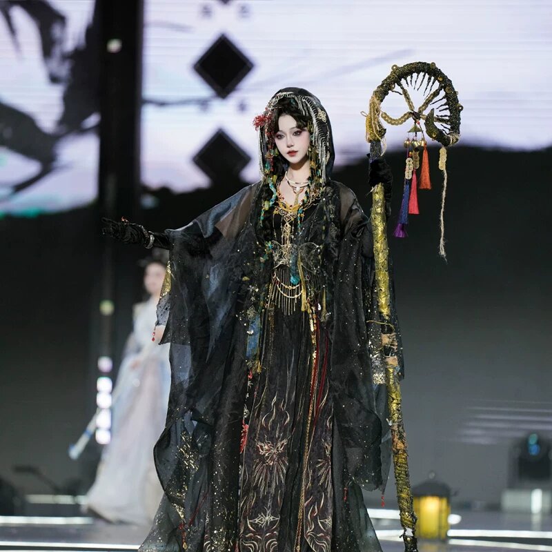 Tales of the Four Beauties:Daji in Hanfu,Wang Zhaojuns Legacy Tales of the Four Beauties:Daji in Hanfu,Wang Zhaojuns Legacy