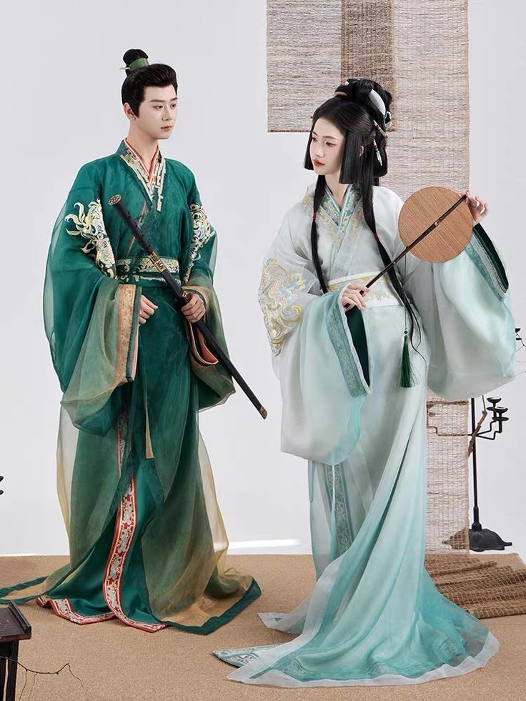 The Elegance of Ti Ti Cheongsam:A Cultural Icon of Chinese Traditional Beauty