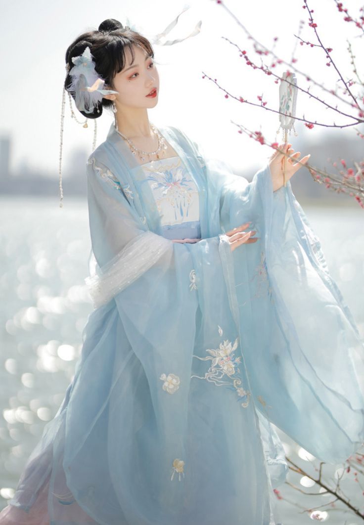 Embracing Summer in a Stylish Cheongsam Dress:The Ultimate Guide to Womens Summer Fashion Embracing Summer in a Stylish Cheongsam Dress:The Ultimate Guide to Womens Summer Fashion
