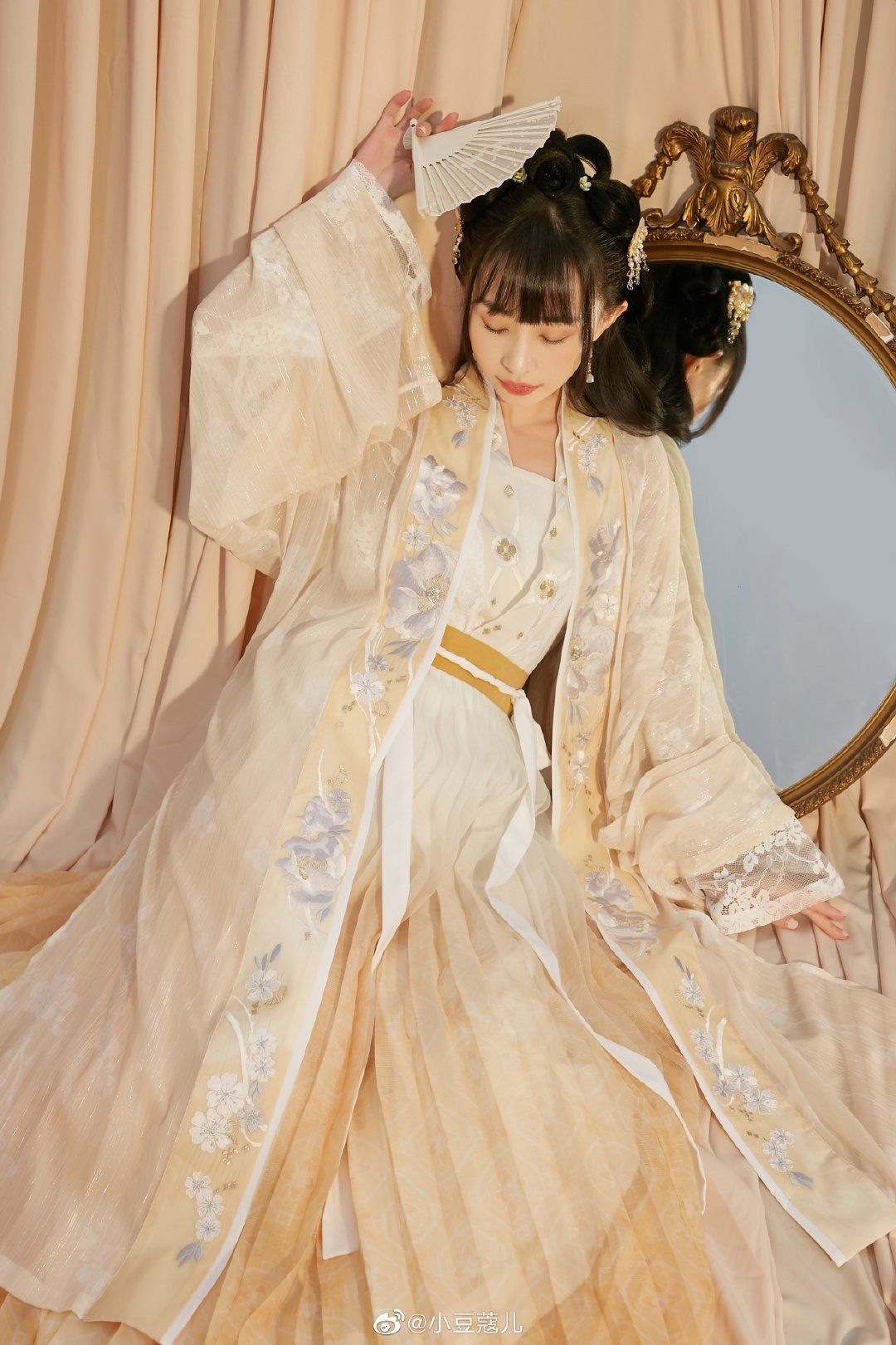 Petite Charm:The Rise of Cheongsam-Inspired New Chinese Fashion for Summer Petite Charm:The Rise of Cheongsam-Inspired New Chinese Fashion for Summer