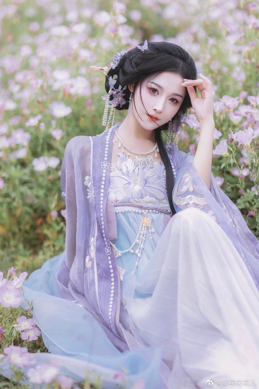 Hangzhou Silk Cheongsam Skirts:Embodying Traditional Elegance