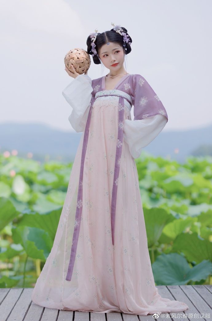 The Charm of Cheongsam Button-Up Blouses The Charm of Cheongsam Button-Up Blouses