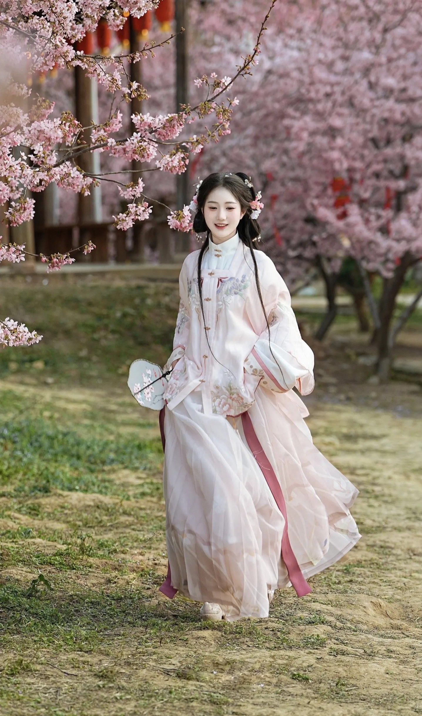 Summer Cheongsam Qun:The Stylish Revival of Traditional Chinese Clothing with Si Teng Inspiration Summer Cheongsam Qun:The Stylish Revival of Traditional Chinese Clothing with Si Teng Inspiration