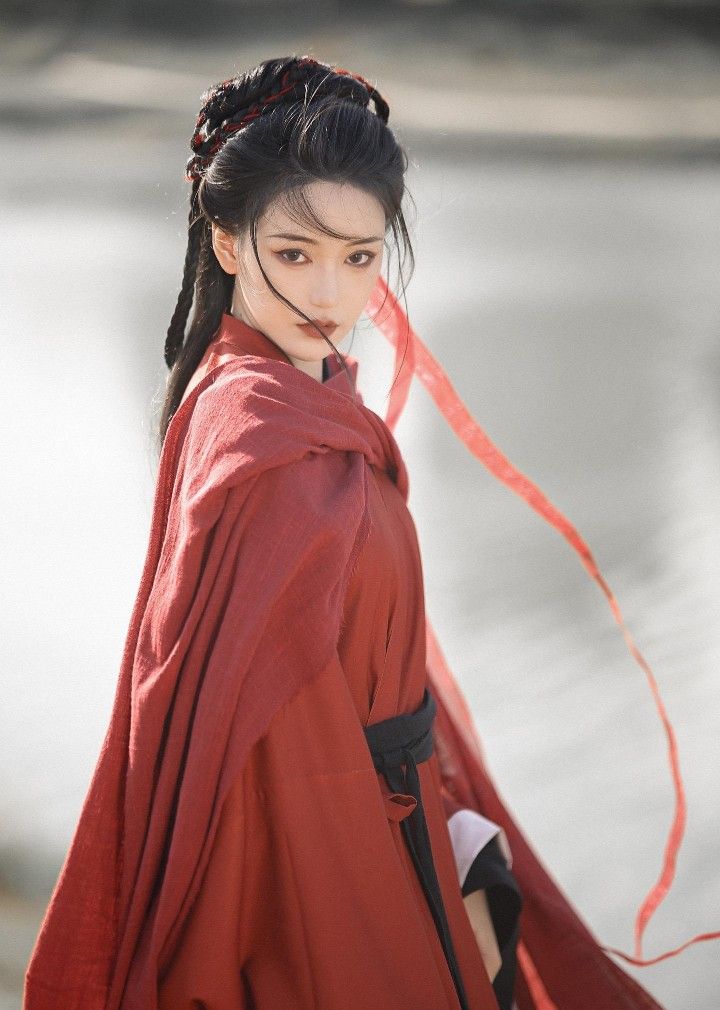 Winter Hanfu Fashion for a 12-Year-Old Girl Winter Hanfu Fashion for a 12-Year-Old Girl