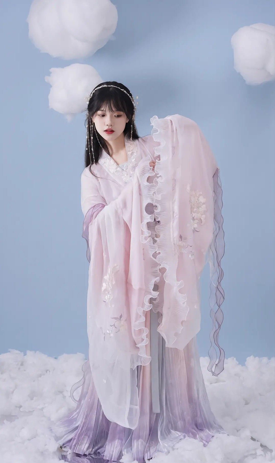 The Enchantment of Red Wedding Shoes and Cheongsam:A Tale of Traditional Elegance The Enchantment of Red Wedding Shoes and Cheongsam:A Tale of Traditional Elegance