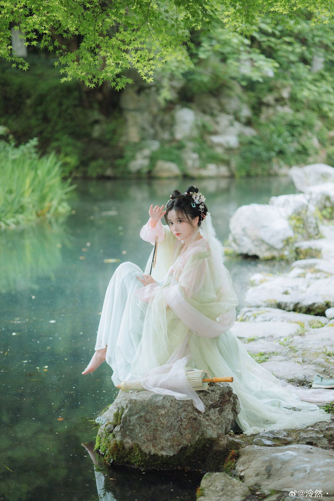 The Ming-Style Traditional Chinese Wedding Dress:A Blend of Elegance and Cultural Heritage The Ming-Style Traditional Chinese Wedding Dress:A Blend of Elegance and Cultural Heritage
