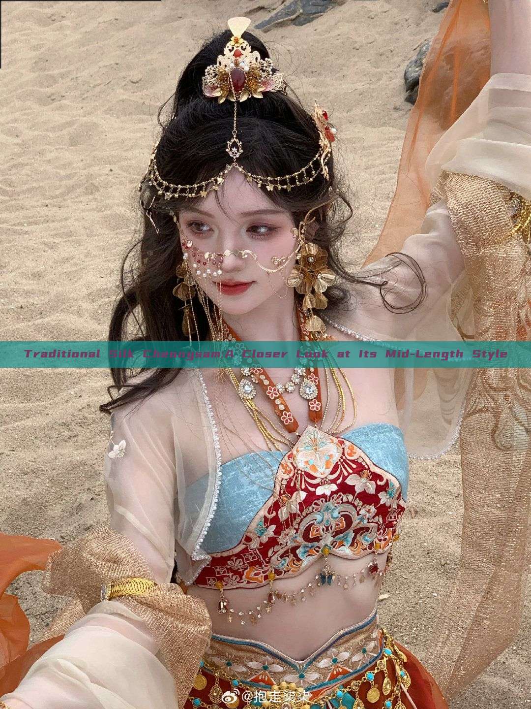 Traditional Silk Cheongsam:A Closer Look at Its Mid-Length Style Traditional Silk Cheongsam:A Closer Look at Its Mid-Length Style