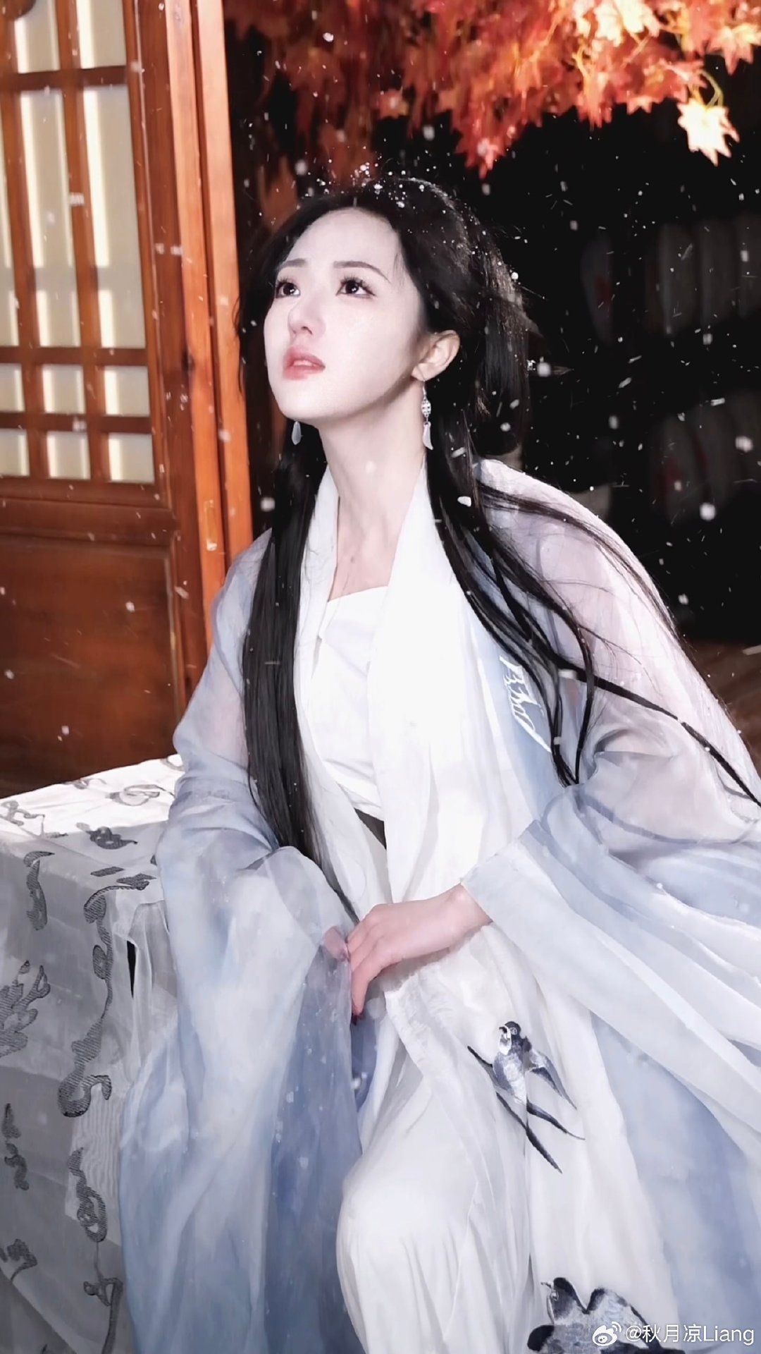 The Charm of Chinese Cheongsam:A 12-Year-Old Girls Journey into Traditional Elegance The Charm of Chinese Cheongsam:A 12-Year-Old Girls Journey into Traditional Elegance