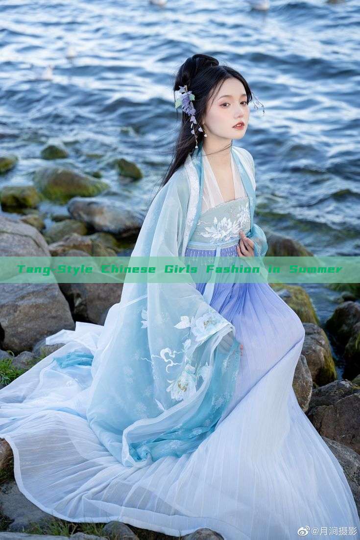 Tang-Style Chinese Girls Fashion in Summer Tang-Style Chinese Girls Fashion in Summer