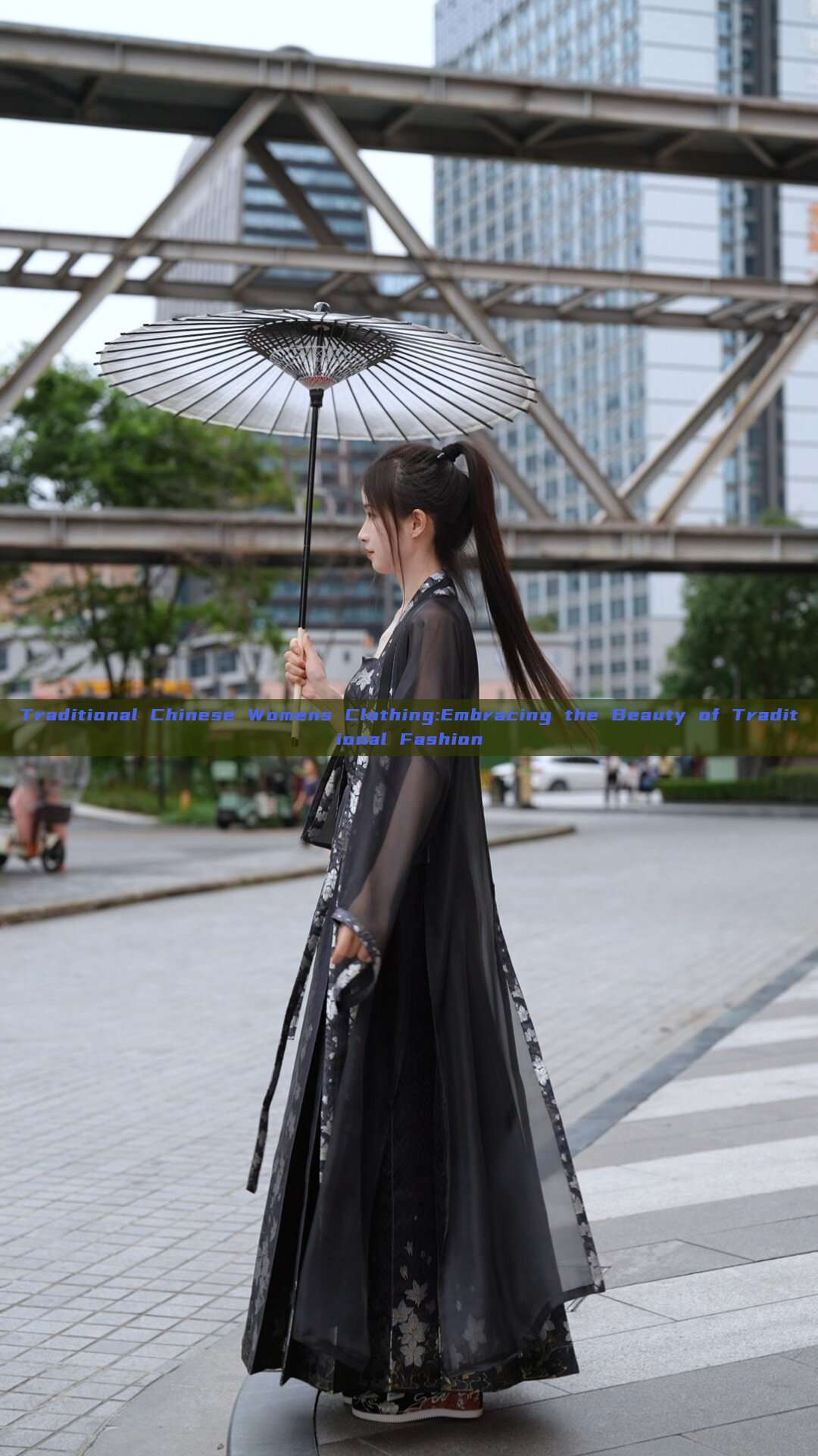 Traditional Chinese Womens Clothing:Embracing the Beauty of Traditional Fashion Traditional Chinese Womens Clothing:Embracing the Beauty of Traditional Fashion