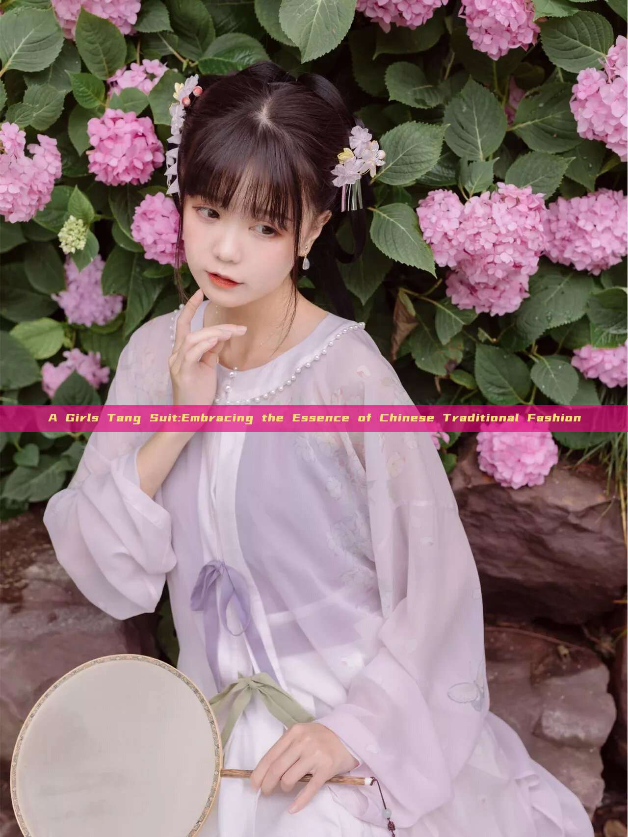 A Girls Tang Suit:Embracing the Essence of Chinese Traditional Fashion A Girls Tang Suit:Embracing the Essence of Chinese Traditional Fashion