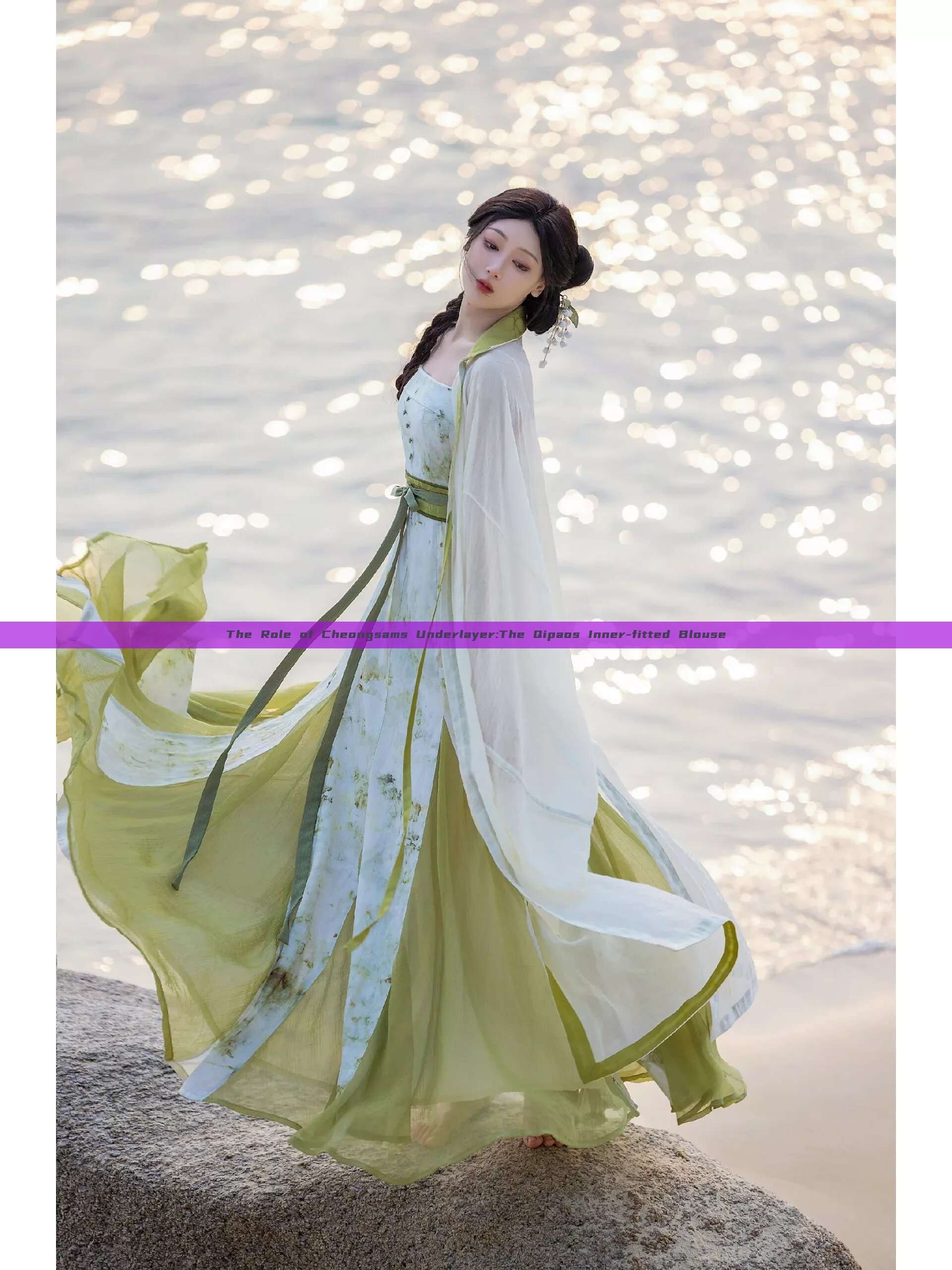 The Role of Cheongsams Underlayer:The Qipaos Inner-fitted Blouse The Role of Cheongsams Underlayer:The Qipaos Inner-fitted Blouse